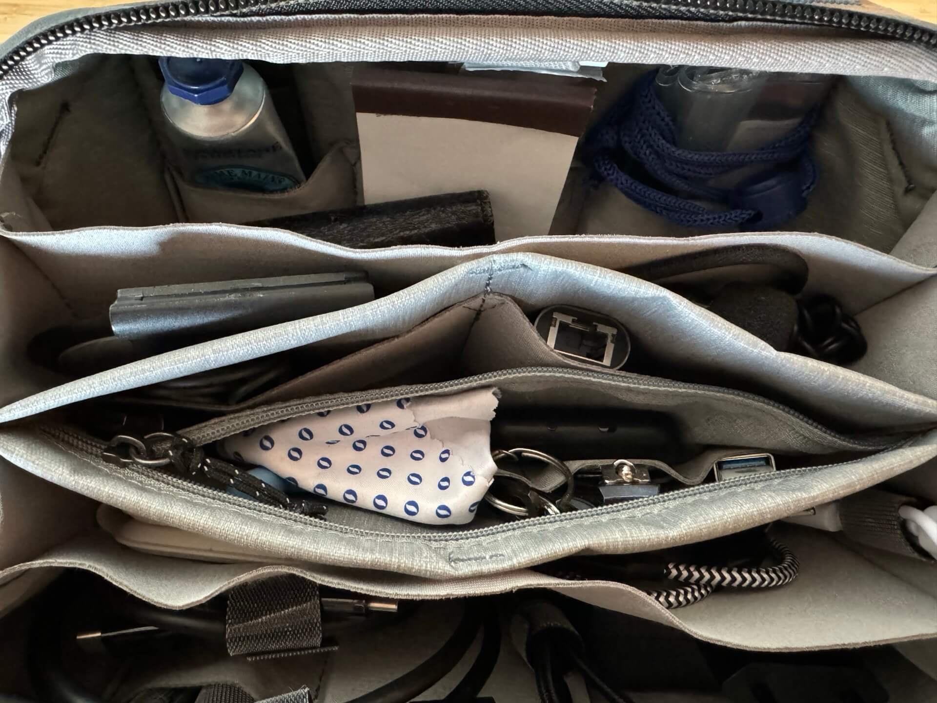 What’s in my backpack and tech pouch in 2024? pouch2