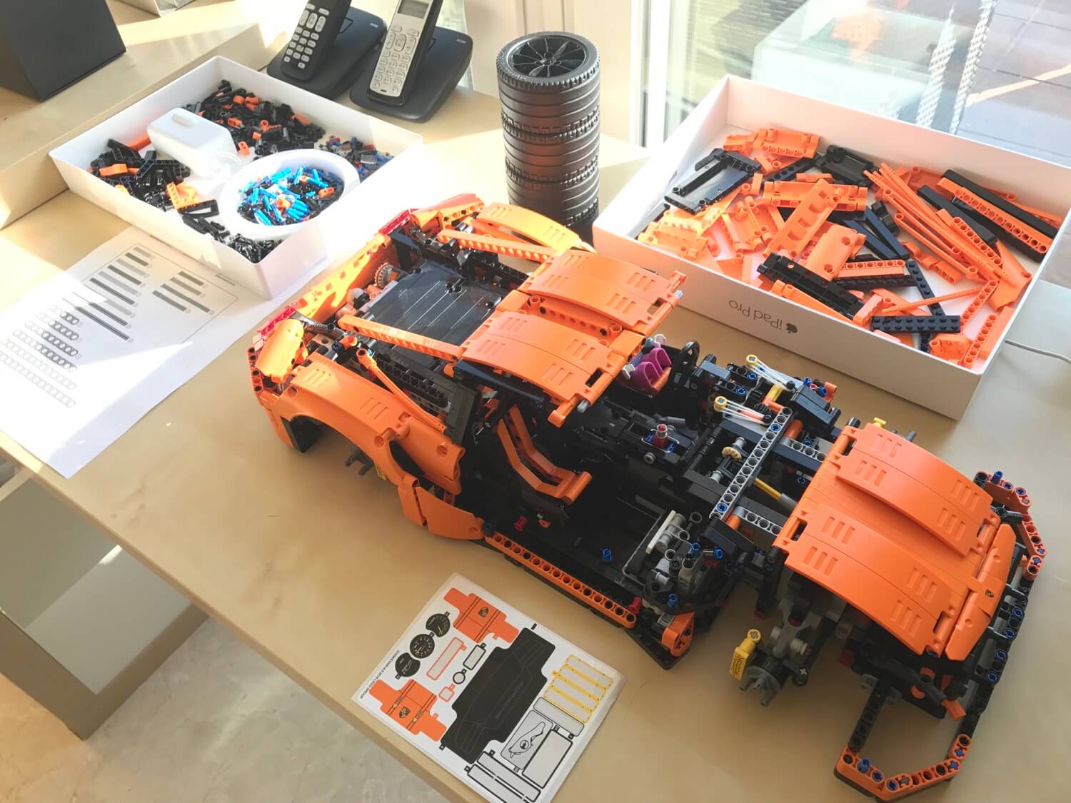 Building lego McLaren F1 car – by Michael Sliwinski