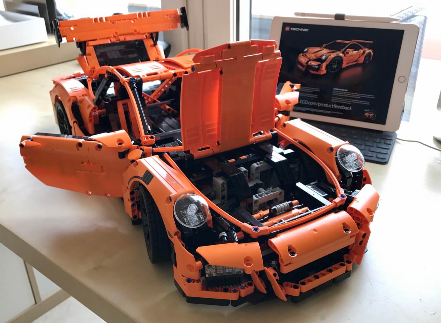 Album photo - Porsche 911 GT3 RS by Lego