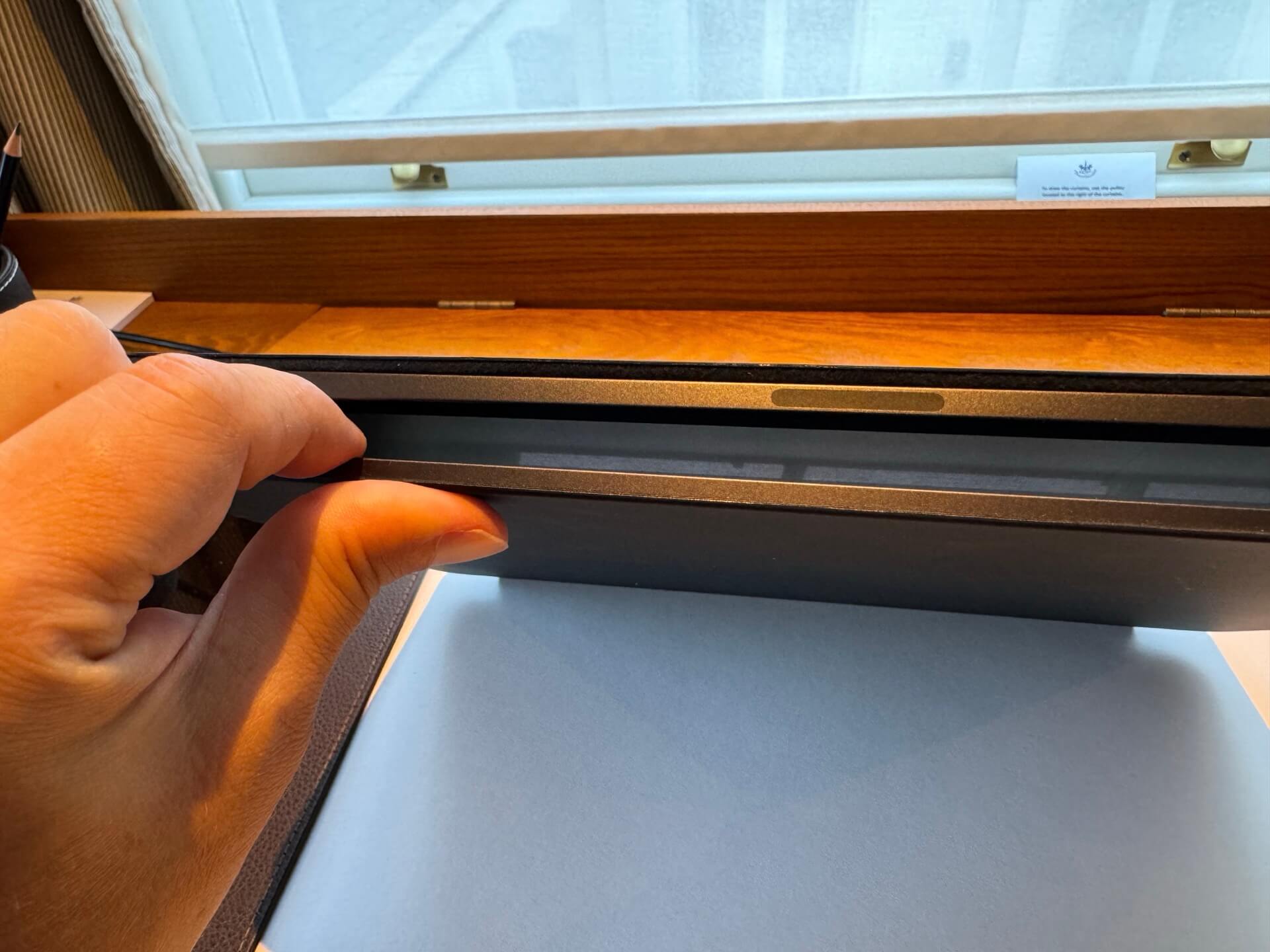 A happy month with 13” M4 iPad Pro - thinness changes the device! keyboard