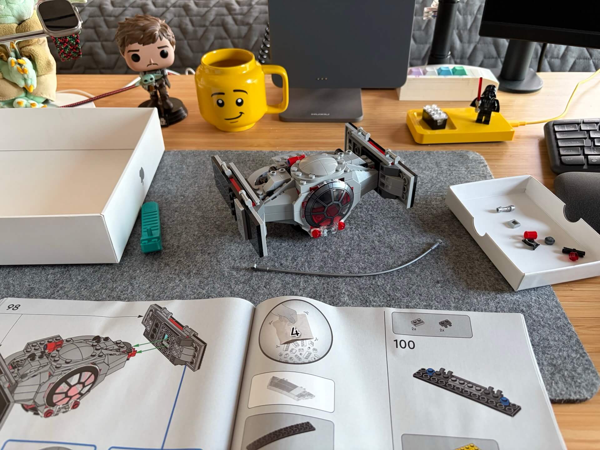StarWars Day with a Smart Brick almost