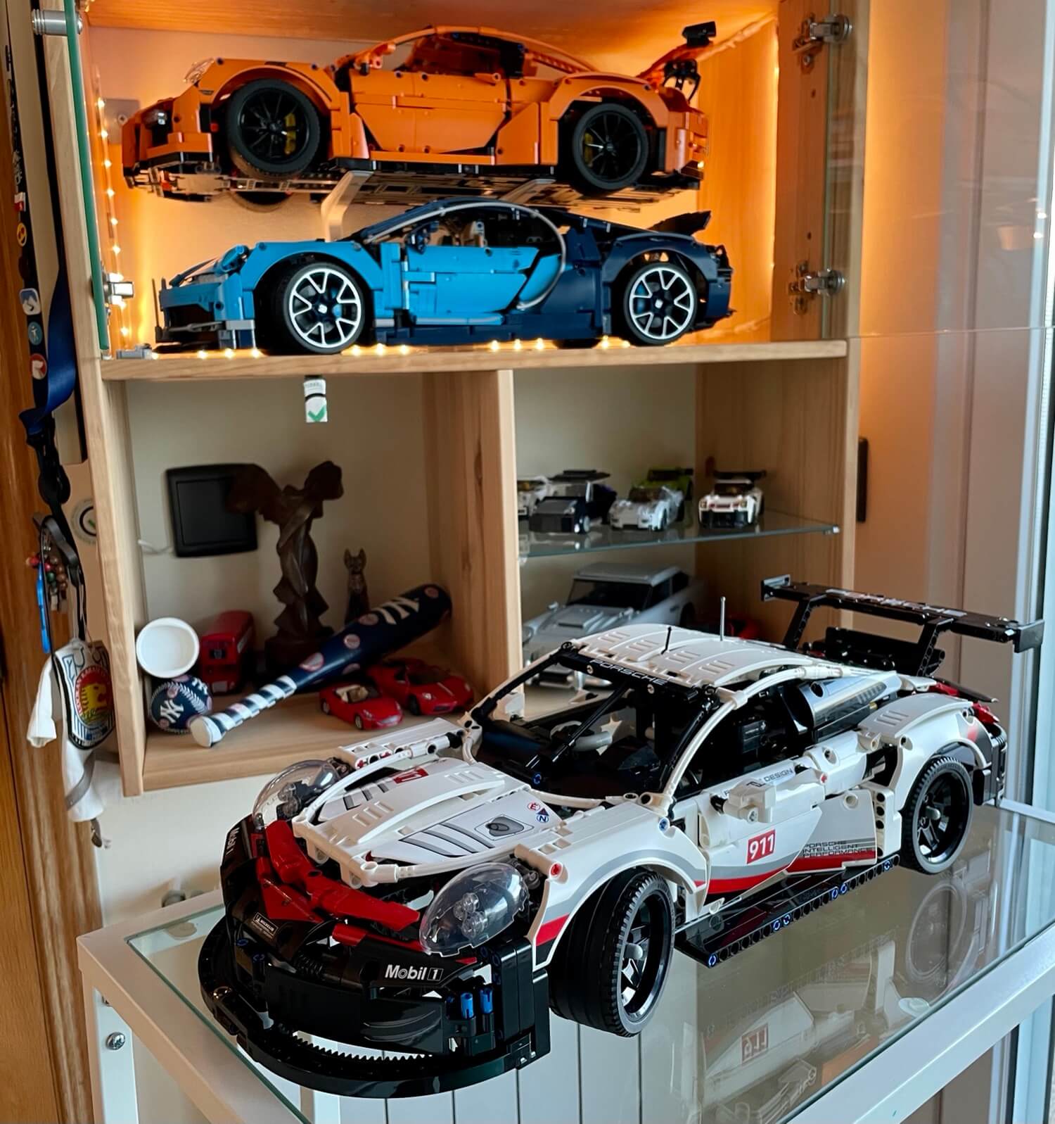 Lego Unveils an Insanely Detailed 1,580-Piece Porsche 911 RSR