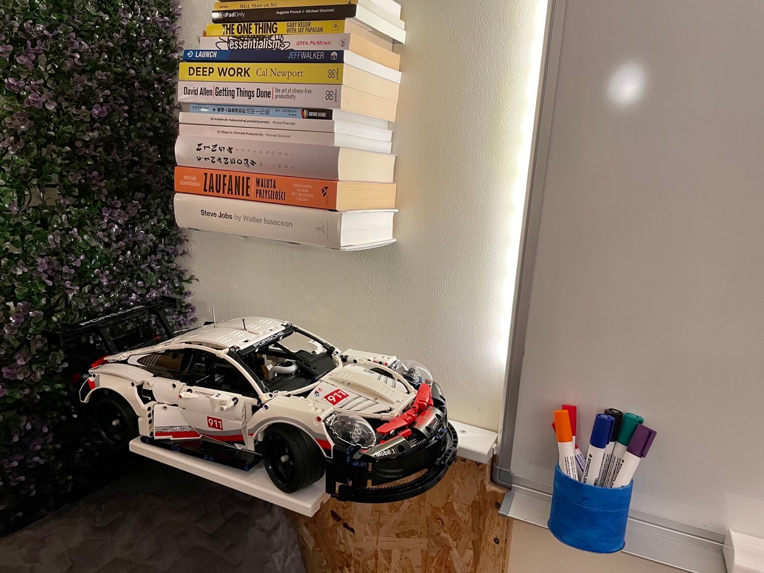 Another Porsche LEGO set - building the 911 RSR – by Michael Sliwinski