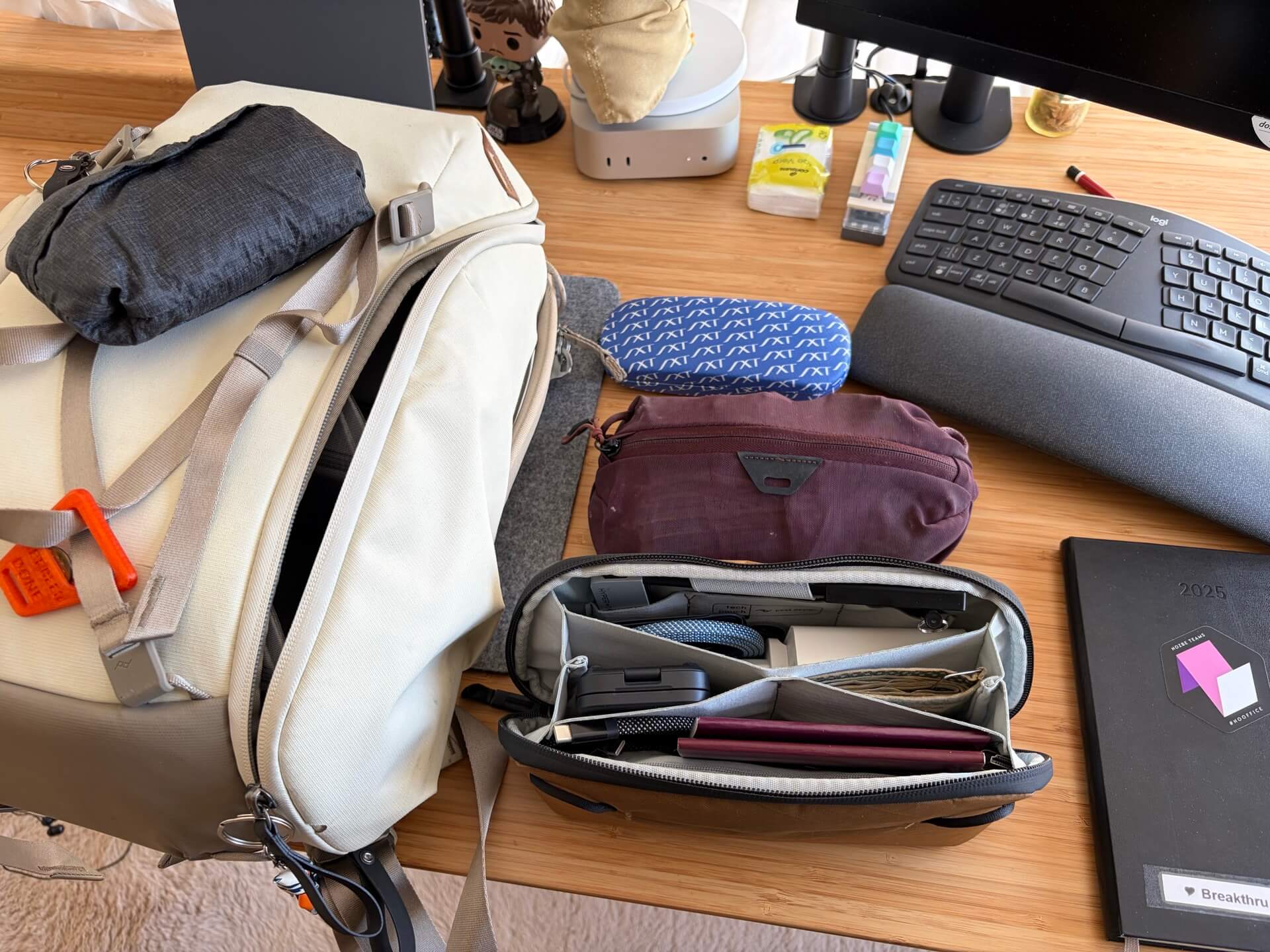 What’s in my USA trip tech pouch in 2025? pack