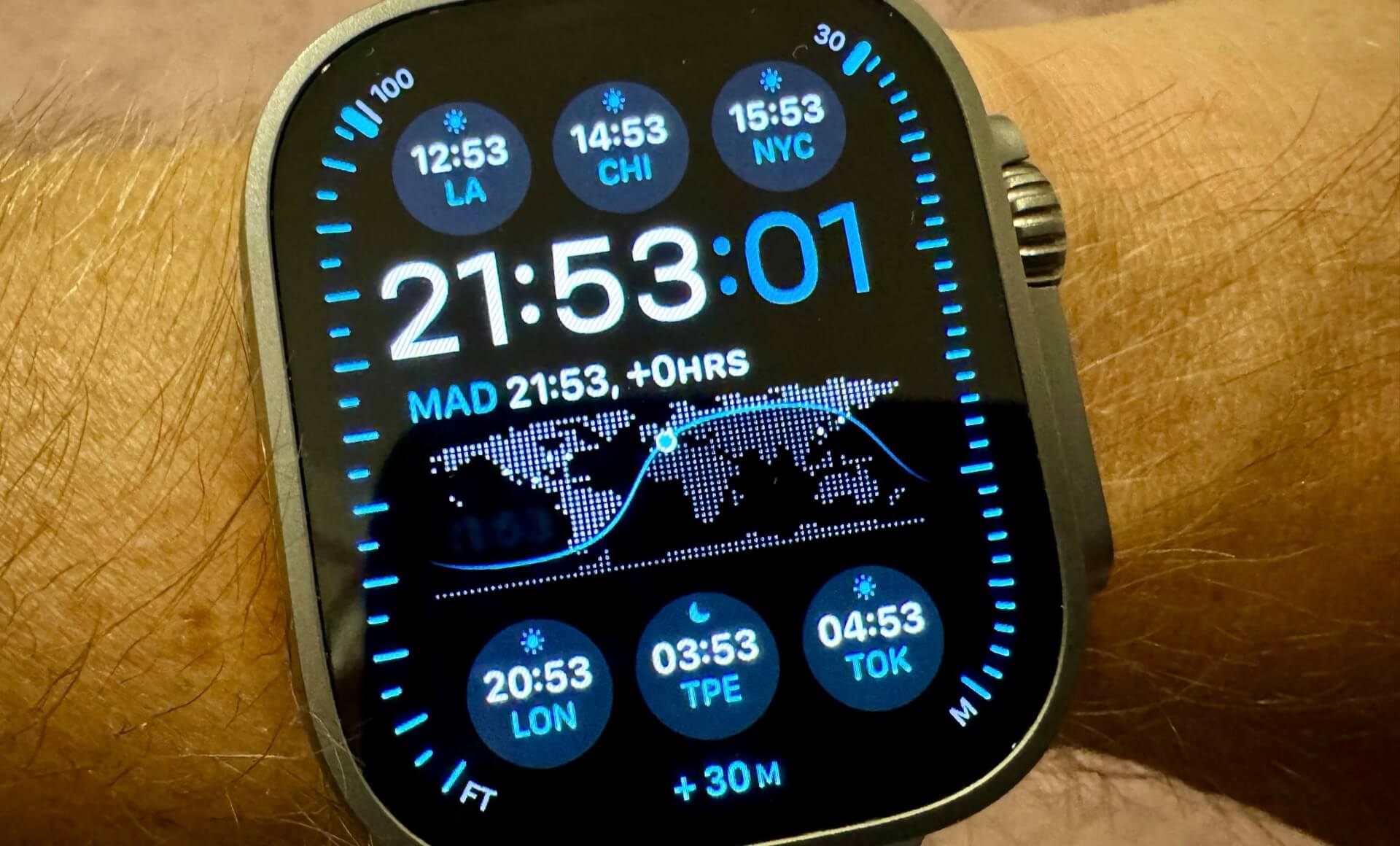 Apple Watch Ultra Modular as a World Clock