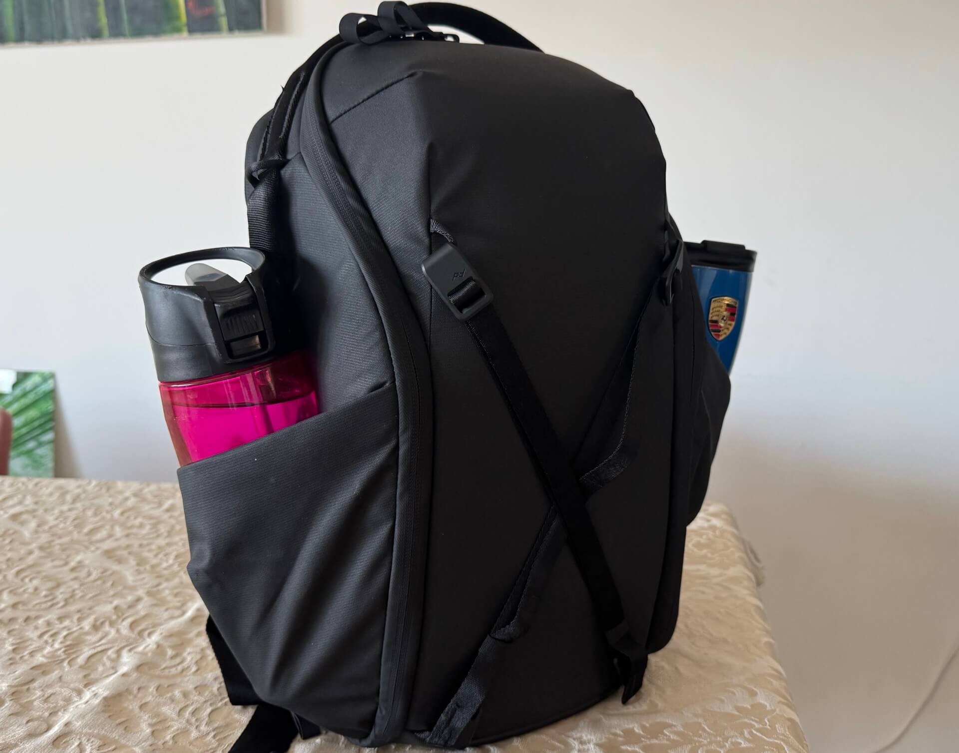 Is Peak Design Everyday Zip 15L an ideal small backpack for airplanes?